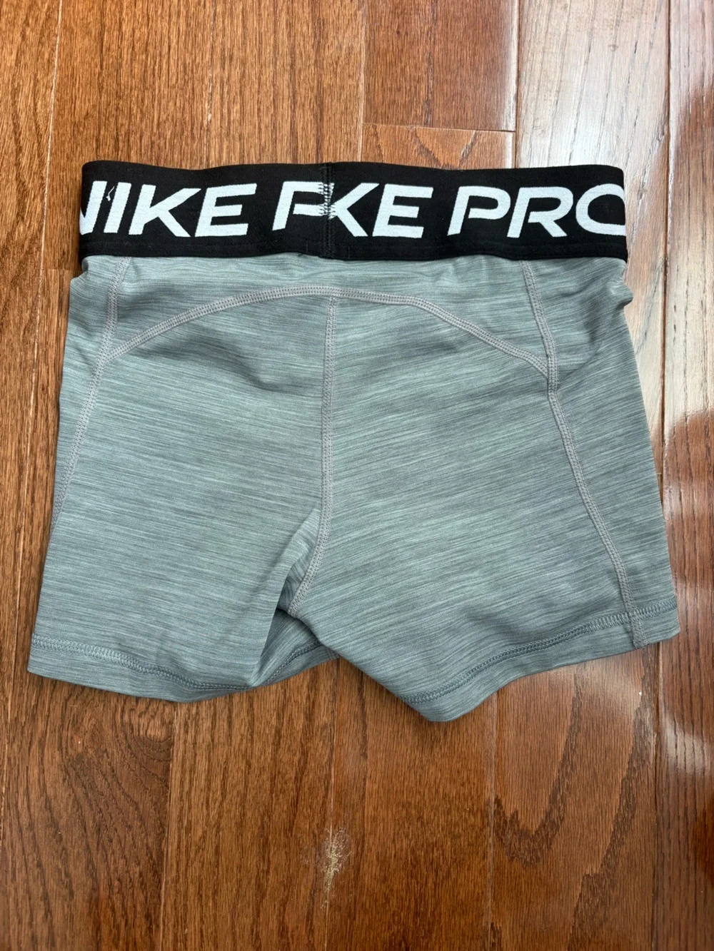 Women's Nike Pros heather gray
